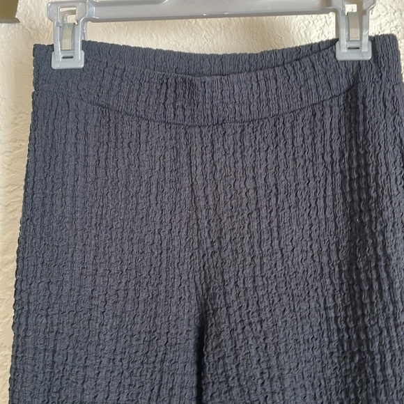 ASOS Reclaimed Vintage black crinkle flare leggings size US 0, Uk 4 - Picture 5 of 5